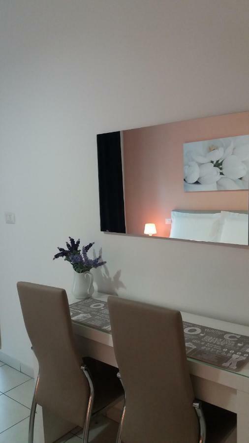 Depandance Macchiavelli 2 Hotel Cagliari Luaran gambar