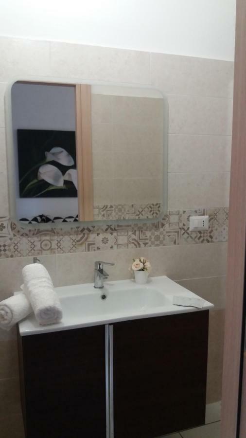 Depandance Macchiavelli 2 Hotel Cagliari Luaran gambar