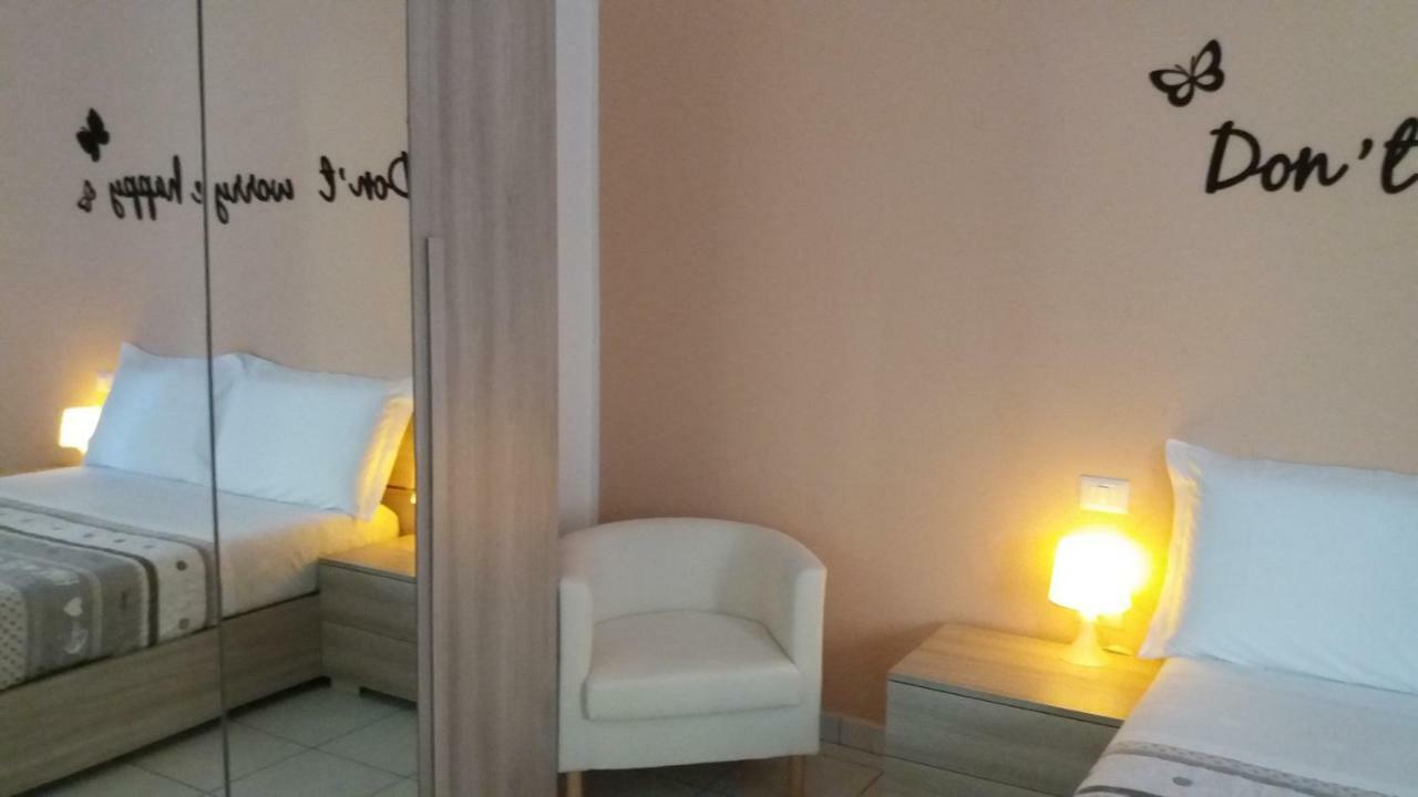 Depandance Macchiavelli 2 Hotel Cagliari Luaran gambar